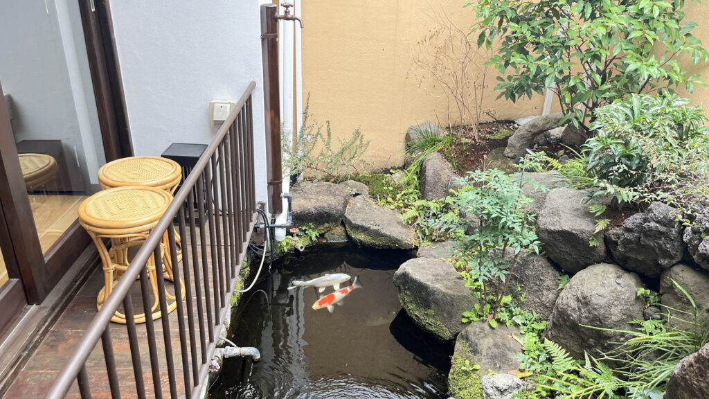 天神湯、画像、庭、外気浴